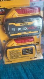 DEWALT DCB609 (1) 20V/60V MAX FLEXVOLT 9 Ah Lithium Ion Battery - Image 12