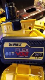 DEWALT DCB609 (1) 20V/60V MAX FLEXVOLT 9 Ah Lithium Ion Battery - Image 8