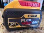 DEWALT DCB609 (1) 20V/60V MAX FLEXVOLT 9 Ah Lithium Ion Battery - Image 4